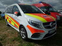 =MB Vito von KTS STUTTGART-ESSLINGEN, steht auf dem Parkplatz der RettMobil im Mai 2022
