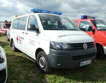 =VW T5 vom DRK KV GELNHAUSEN OV BAD ORB, gesehen auf dem Parkplatz der RettMobil im Mai 2022