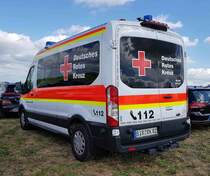 =Ford Transit vom DRK OV BIRKENFELD, gesehen auf dem Parkplatz der RettMobil im Mai 2022