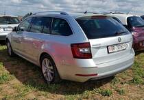 =Skoda Octavia der Firma HAMILTON-Medical aus der Schweiz, gesehen auf dem Parkplatz der RettMobil im Mai 2022