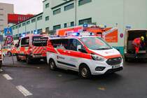 Malteser Frankfurt Ford Transit ELW am 15.10.22 bei der Frankopia 2022 im Frankfurter Osthafen