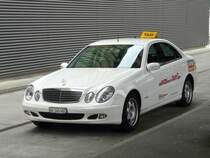 Mercedes E 200 CDI als Taxi AG 140481 unterwegs beim Bahnhof Baden am 26.04.2009