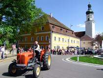 STEYR290 dreht bei der Oldtimerausfahrt in St.Martin/Innkreis seine Runden; 090419
