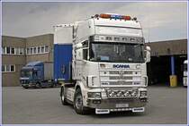 Einfach schn dieser WIHTE POWER Scania 144L 530PS der MB-Trans. (22.05.2009)