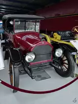 Ein Willys Knight 84B Touring-America A gehört zur umfangreichen Fahrzeugsammlung im Oldtimermuseum Prora. (November 2022)