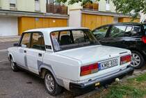 Rückansicht: Lada Nova alias Lada 2107. Foto: 05.2021.
