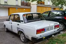 Rückansicht: Lada Nova alias Lada 2107. Foto: 05.2021.