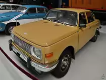 Ein Wartburg 353 ist Teil der Ausstellung im Oldtimermuseum Prora. (November 2022)