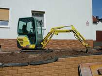 Ammann Yanmar SV 17ex auf einer Baustelle in 36100 Petersberg-Marbach