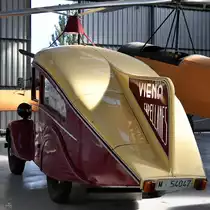 Dieser aus dem Jahr 1935 stammende Autogiro  Viena Capellanes  war ein Lieferfahrzeug in der Gestalt des Tragschraubers und wurde vom spanischen Ingenieur und Luftfahrtpionier Juan de la Cierva auf Basis des British Singer Popular 9HP erschaffen. (November 2022)