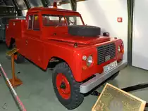 Dieses kleine Flughafenfeuerwehrfahrzeug von Land Rover (Santana) ist im Museo del Aire ausgestellt. (Cuatro Vientos, November 2022)