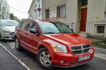 Diesen Dodge Caliber (Sunburst Orange farbe) habe ich in Juni, 2021 fotografiert.