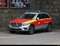 Deutsche Bundesbahn - Mercedes mit Blaulich der DB Notfallmanagement abgestellt beim Badischen Bahnhof in Basel am 04.12.2022