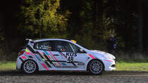 Renault Clio 3 RS, Sabrina Gros & Sabrina Göller bei der Rallye Köln - Ahrweiler am 12.11.2022 auf dem Nürburgring Parkplatz