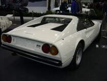 Heckansicht eines Ferrari 308GTS aus dem Jahr 1978. Essen Motor Show am 06.12.2022.