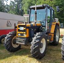 =Renault, gesehen beim Köhlerfest in Bad Orb, 06-2022