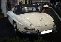 Heckansicht eines Mercedes Benz W198 II 300SL Roadster aus dem Jahr 1958. Essen Motor Show am 06.12.2022.