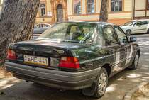 Rückansicht: Ford Escort Sedan fünfte Generation. Aufnahme: 06.2021.