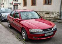 Opel vectra B. Die Aufnahme stammt von Juni, 2021.