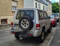 Rückansicht:dreitürer hyundai Galloper II. Die Aufnahme stammt von Juni, 2021.