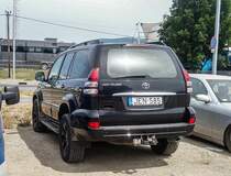 Rückansicht: Toyota LandCruiser j120. Foto: Juni, 2021.