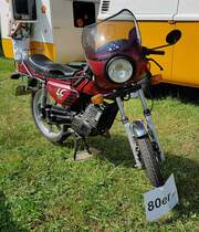 =Hercules Ultra III, als Repräsentant der 80er Jahre, steht auf der Ausstellungsfläche für Oldtimerfahrzeuge beim Bürgerfest  200 Jahre Landkreis Fulda  auf dem Gelände von Schloß Fasanerie im Juni 2022.