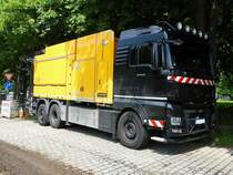 MAN TGX26.510 nächst Hamburg-Dammtor bei einer Baustelle; 220531