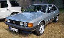 =VW Scirocco, Bj. 1978, 1600 ccm, 85 PS, steht auf der Ausstellungsfläche für Oldtimerfahrzeuge beim Bürgerfest  200 Jahre Landkreis Fulda  auf dem Gelände von Schloß Fasanerie im Juni 2022.