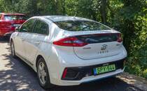 Rückansicht: hyundai Ioniq Plugin. Foto: Juni, 2021.