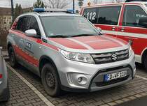 =Suzuki Vitara als Kommandowagen der Werksfeuerwehr von K+S Werk NEUHOF, steht im Januar 2023 anl. eines Ausbildungsvorhabens an der Feuerwache HÜNFELD MITTE.