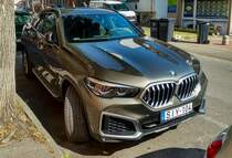 Manhattan Green Metallic BMW X6 der dritten Generation. Foto: 07.2021.