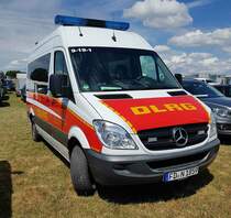 =MB Sprinter vom DLRG NEUHOF, steht auf dem Ausstellerparkplatz beim Bürgerfest  200 Jahre Landkreis Fulda  auf dem Gelände von Schloß Fasanerie im Juni 2022.