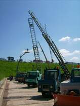 Multicar Drehleiterfahrzeuge auf dem Gel�nde der Firma teichmann in Werdau zum Oldtimertreffen