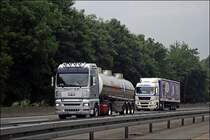 WIEGERT MILCH No3: MAN TGA 18.430XXL D20 CommonRail von WIEGERT MILCH ist bei L�denscheid in Richtung S�den unterwges.

