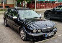 Diesen Jaguar X-Type Sportwagon ich in Juli, 2021 fotografiert.
