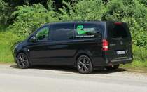 =MB Vito von GGP-Vermessung, einem Spezialisten im Bereich Bahnvermessung, gesehen an der Bahnstrecke Salzburg - München im Juli 2022