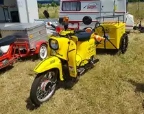 =Simson Schwalbe mit Anhänger, ausgestellt beim Oldtimertreffen in Wisselsrod, 06-2022