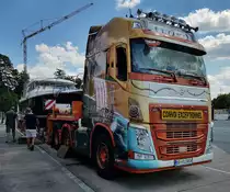 =Volvo von FLORO-Yachttransport auf dem Weg nach Skandinavien, 07-2022