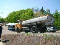 Skoda 706 Wasserwagen kahm nauf das gel�nde der Fa.Teichmann gefahren