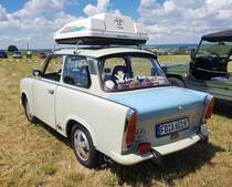 =Sachsenring Trabant 601, ausgestellt beim Oldtimertreffen in Wisselsrod, 06-2022