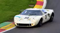 Nr.30 Ford GT40, Fahrer: COUNT OEYNHAUSEN Marcus & STIPPLER Frank und KOLB Vincent alle D.  Spa Six Hours Endurance am 1.10.20 ( Ex Lemans Classiker auf der Ardennen Achterbahn)