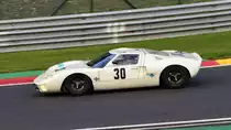 Nr.30 Ford GT40, Fahrer: COUNT OEYNHAUSEN Marcus & STIPPLER Frank und KOLB Vincent alle D.  Spa Six Hours Endurance am 1.10.20 ( Ex Lemans Classiker auf der Ardennen Achterbahn)