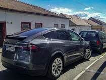 Rückansicht: Tesla Model X. Foto: August, 2021.