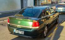 Rückansicht: Opel Vectra C in Digitalgrün (digital green) Foto: August, 2021.