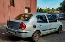 Rückansicht: Renault Thalia. Foto: 08.2021.