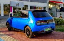 Rückansicht: Honda E in Crystal Blue Metallic. Foto: August 2021.