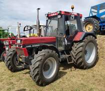 =Case 956 XL, gesehen bei der Oldtimerausstellung in Uttrichshausen, 07-2022