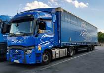 =Renault-Sattelzug der SESE-Group steht im Juli auf dem Rasthof Werneck, 07-2022