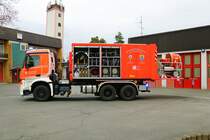 Feuerwehr Griesheim Mercedes Benz Arocs WLF2 (Florian Griesheim 1/66/2) mit dem AB-Lüfter am 18.02.23 bei einen Fototermin