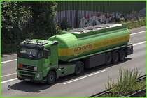 VOLVO FH12 420PS der AGRAVIS Raiffaisen AG aus M�nster ist bei Herne unterwegs.
